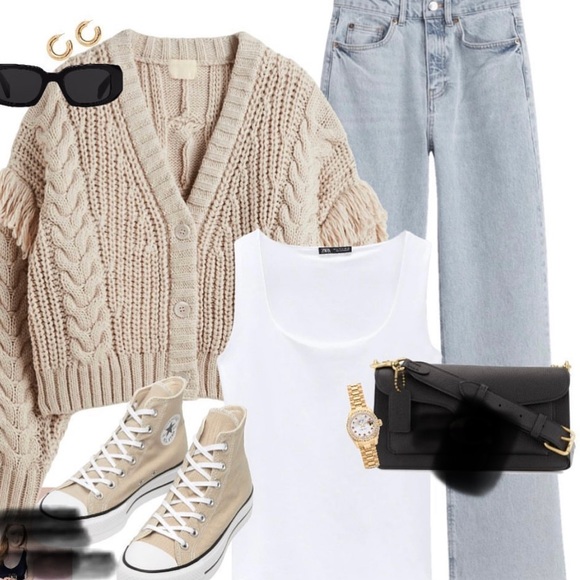 H&M Sweaters - 🐻 H&M knit V cardigan sweater